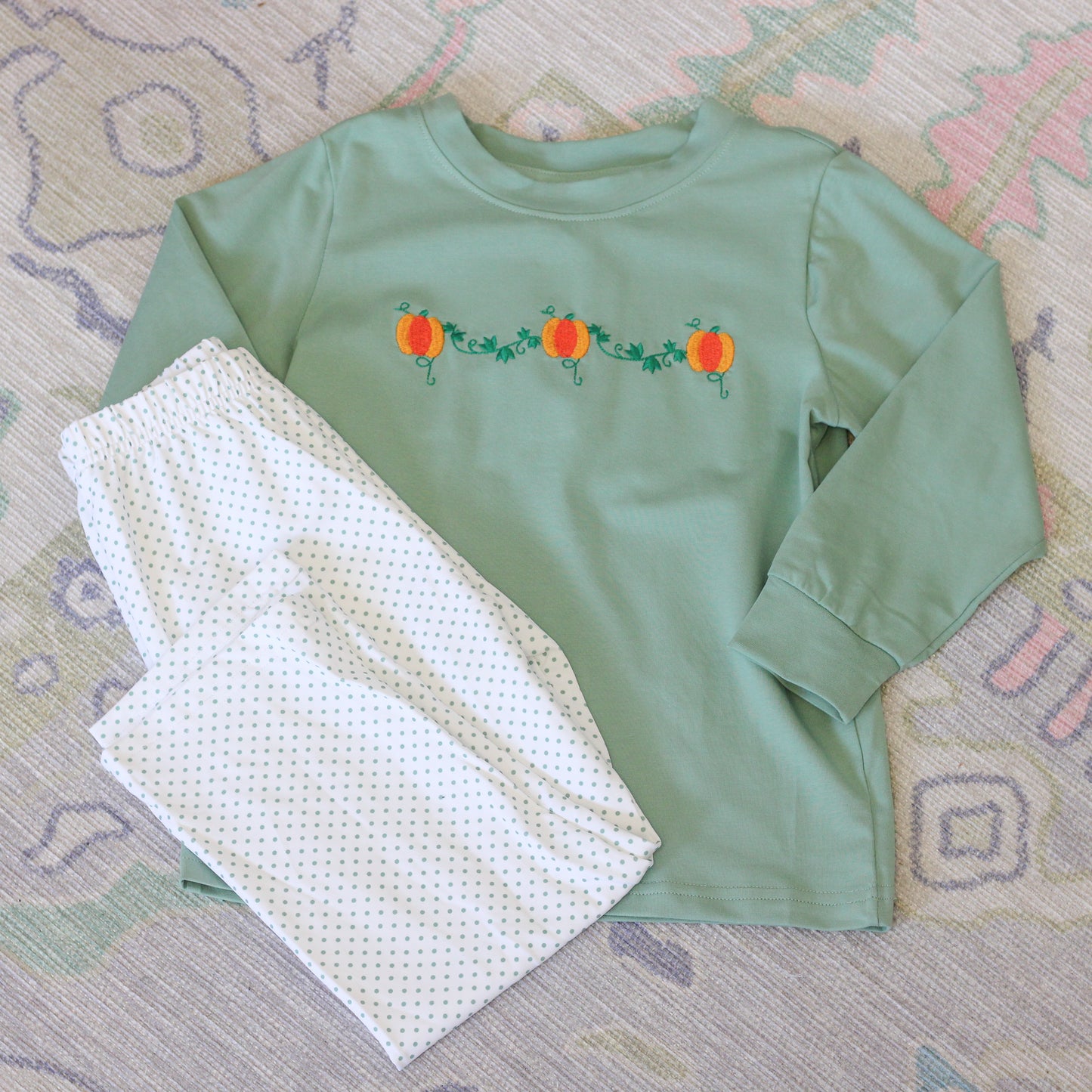 BOYS GREEN BITTY DOT PUMPKIN VINE PANT SET