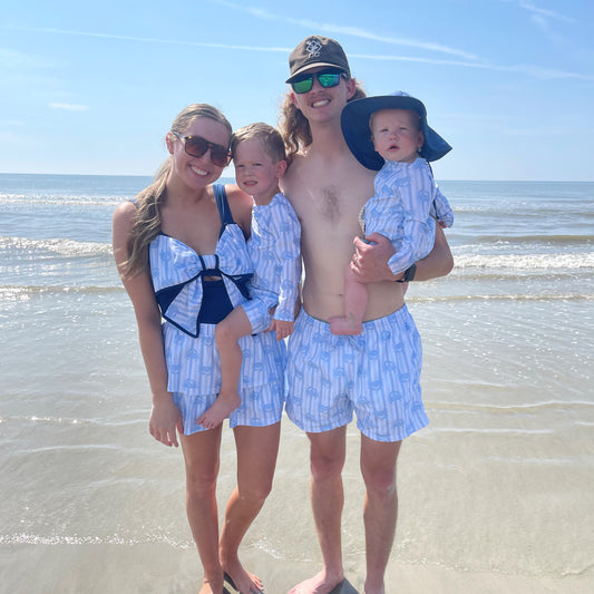 ADULT BLUE CRABS TRUNKS