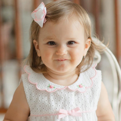 Eyelet Rosette Bubble
