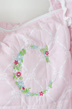 Load image into Gallery viewer, PINK BOWS QUILTED DUFFEL