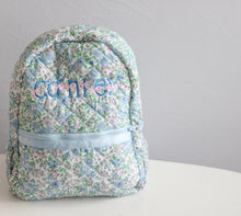 Load image into Gallery viewer, WESLIE FLORAL QUILTED BACKPACK