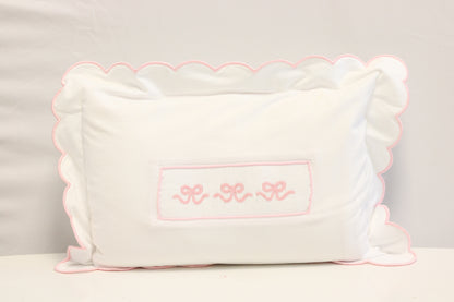 SMOCKED BOWS INFANT PILLOWCASE