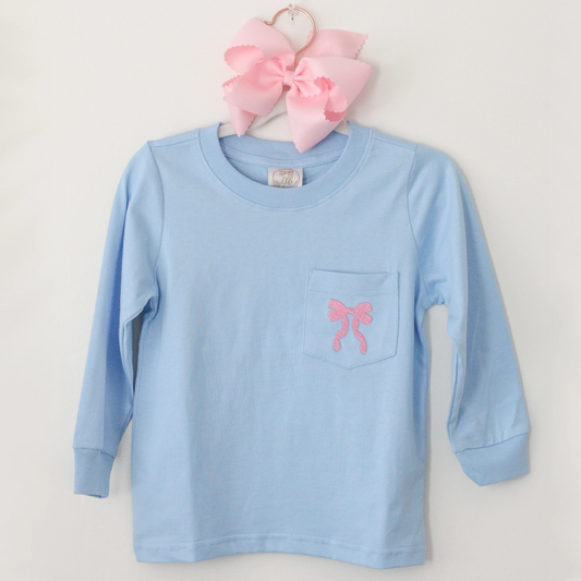 BOW EMBROIDERED POCKET TEE