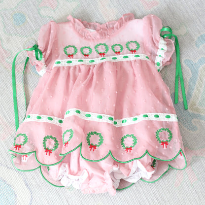 PINK SWISS DOT CHIFFON WREATHS SKIRTED BUBBLE