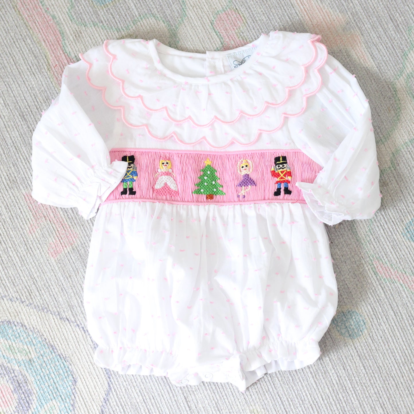 PINK SWISS DOT NUTCRACKER BUBBLE