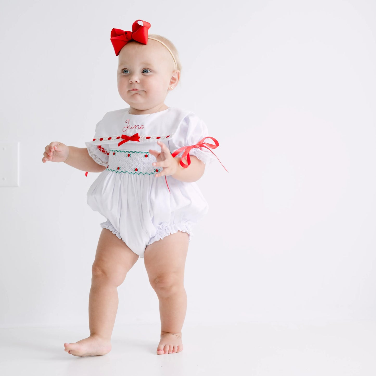 Ribbon & Lace Smocked Bib Collar Bubble