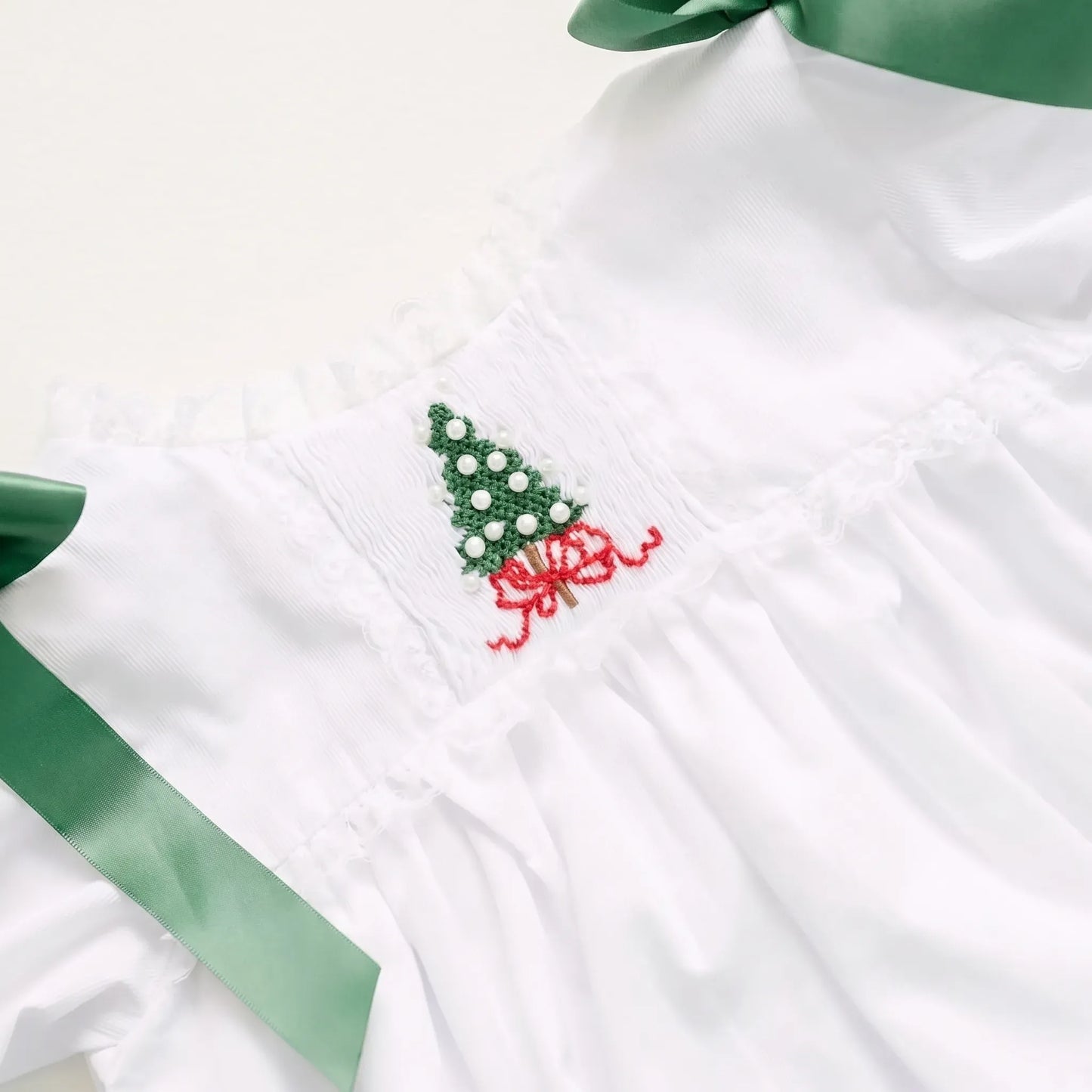 Smocked Christmas Tree & Pearls Bubble