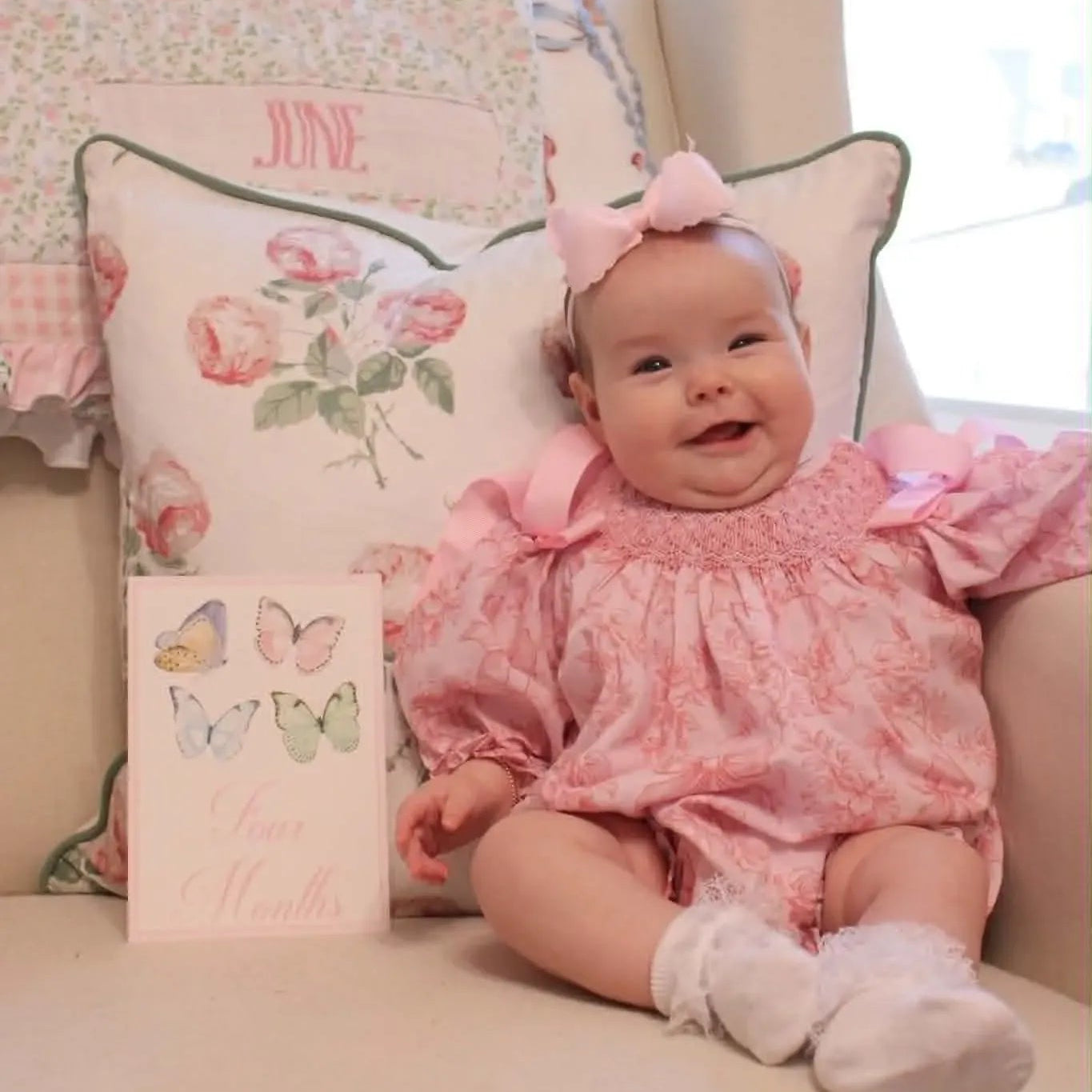 Blooming Bows Geometric Smocked Bubble