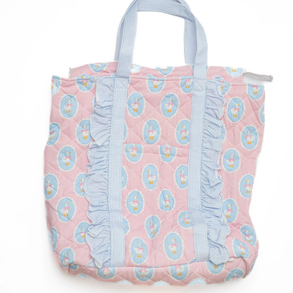 GOOSE QUILTED RUFFLE TOTE